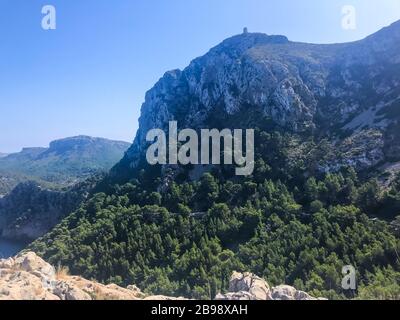 Vues sur le paysage de Cape Formentor, les touristes. Photo. Banque D'Images