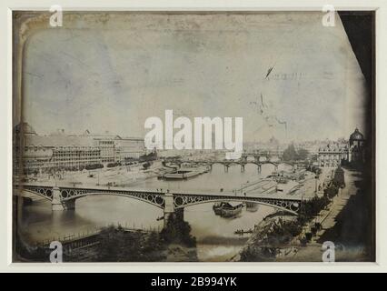 Le Louvre et les rives de la Seine, vue du Pont neuf, 1ère arrondissement, Paris le Louvre et les Berges de la Seine, vue du Pont-neuf. Paris (Ier arr.). Photo de Marie Charles Isidore Choiselat. Plaque de Daguerréotype pline, 1849. Paris, musée Carnavalet. Banque D'Images