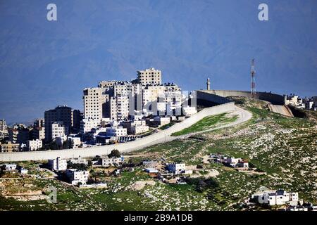 La barrière israélienne de Cisjordanie près d'Abu Dis, Jérusalem. Banque D'Images