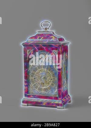 Horloge de table horloge de table horloge de Table, collée avec tortue sur base de noix. Elle repose sur des pieds d'argent plat articulé, a une plinthe profilée et un coussin en forme de couronne avec une poignée d'argent. La porte est voûté en haut sous la forme d'un arc. Le cadran argent a des figures féminines dans les coins, symbolisant les quatre continents, et dans les vignes d'acanthe arc avec des instruments de chaque côté d'une situation mensuelle et solaire. Les mains en laiton sont coupés et doré. Au milieu une indication du jour et la date et sur un cartouche, entouré de vignes, d'acanthe ajouré la signature N. Weylandt Amsterdam Banque D'Images