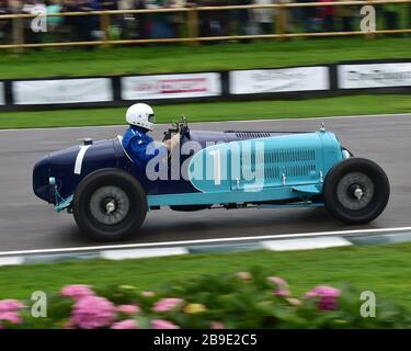 Christopher Mann, Alfa Romeo 8 C 2600 Monza, Brooklands Trophy, Sports cars, avant 1939, Goodwood Revival 2017, septembre 2017, automobiles, cars, circuqui Banque D'Images