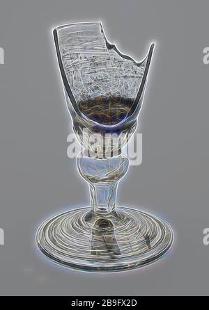 Fragment du pied, du tronc et d'une partie du calice goblet, verre à boire ustensiles de table support de vaisselle sol trouver le verre, cm). Fond de la craie environ 1,0 cm soufflé dans le moule avec 14 gorges s'accrochant progressivement à l'archéologie de bord centre ville de Rotterdam Stadsdriehoek Oudehaven archéologique trouver dans le sol Oude Haven 1979 - 1980 Banque D'Images