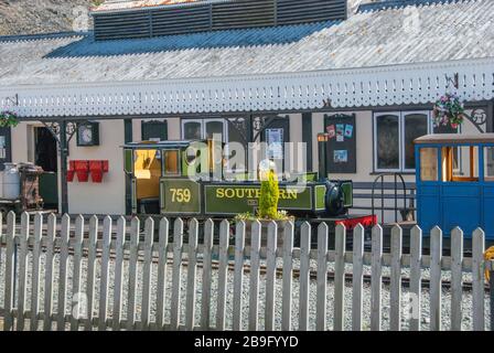 Gare de Fairbourne près de Barmouth dans le nord du Pays de Galles Banque D'Images