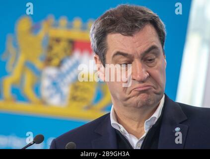 24 mars 2020, Bavière, Munich: Markus Söder (CSU), Premier ministre de la Bavière, prendra part à une conférence de presse qui, pour des raisons de sécurité, ne sera transmise que par direct. Photo: Peter Knepoel/dpa Banque D'Images