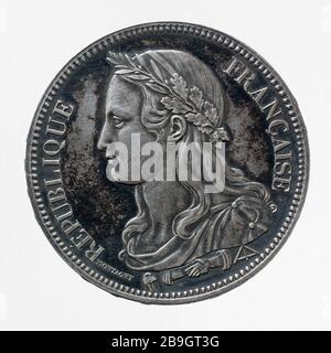 Essai pour pièce de 5 francs, 1848 Jean-Pierre Montagny (1789-1862).essai pour la pièce de 5 francs, 1848. Argent. 1848. Paris, musée Carnavalet. Banque D'Images