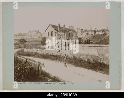 Bâtiment, rue Brillat-Savarin, no 11 du plan pour le Nord-Ouest. Paris (XIII arr.) Immeuble, rue Brillat-Savarin, n°11 du plan, vue Nord-Ouest. Paris (XIIIème arr.), juin 1898. Union photographique française. Paris, musée Carnavalet. Banque D'Images