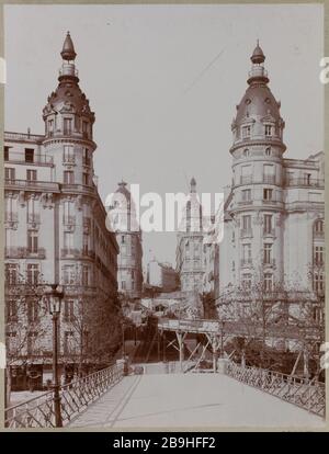 Construction de la ville métropolitaine ferroviaire de Paris au Trocadéro, rue Alboni, vue générale du site à la sortie du métro. Paris (XVI arr.). Construction du chemin de fer métropolitaine municipale de Paris : vers le Trocadéro, rue Alboni, vue générale du canal à la sortie du sud. Paris (XVIème arr.), 11 novembre 1902. Photographie de l'Union Photographie française. Paris, musée Carnavalet. Banque D'Images