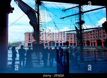 Albert Dock sur le bord de mer historique de Liverpool à Liverpool, Angleterre, Royaume-Uni Banque D'Images