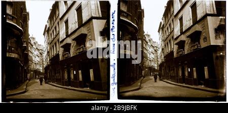 SALON RUE GALANDE, 5ÈME ARRONDISSEMENT rue Galande, rue Foire, 5ème arrondissement. 1926-1936. Photographie anonyme. Paris, musée Carnavalet. Banque D'Images