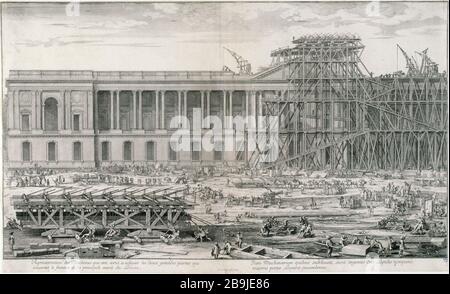 S. LE GREFFIER - REPRÉSENTATION DES MACHINES QUI ONT SERVI À SOULEVER LES DEUX GRANDES PIERRES QUI COUVRENT LA FRONTON DE L'ENTRÉE PRINCIPALE DU LOUVRE 'Repréprésentation des machines qui ont en t servi à levier les grandes pierres pierres qui ont droit à la fronton de la principale entrée du Louvre'. Gravure de Sébastien le Clerc (1637-1714). Paris, musée Carnavalet. Banque D'Images