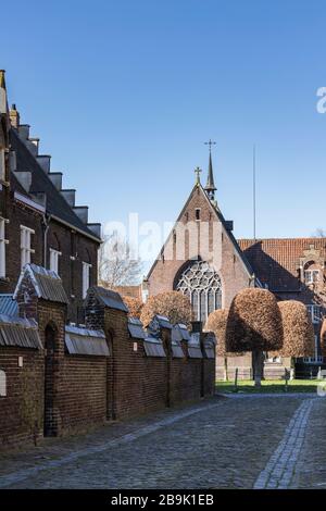 Gent, Belgique - 22 mars 2020: Le béguinage Saint Elisabeth ou Groot Begijnhof.UNESCO Patrimoine mondial Banque D'Images