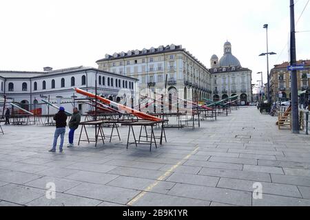 Le Coronavirus arrête les marchés de Turin, mesure prise pour protéger la santé publique. Turin, Italie - Mars 2020 Banque D'Images