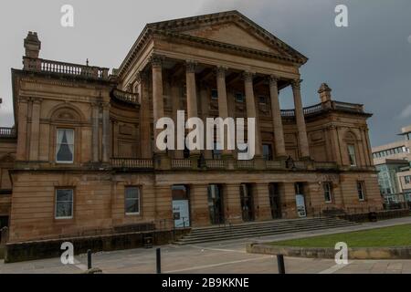 UK Coronavirus Lockdown, Paisley Ecosse FERMÉ! Banque D'Images