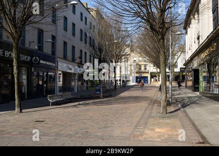 Nottingham, Royaume-Uni. 24 mars 2020. De nouvelles mesures gouvernementales pour dire au public de rester chez lui pendant au moins trois semaines pour aider à lutter contre la propagation du coronavirus. Rues vides centre ville de Nottingham. Crédit : Ian Francis/Alay Live News Banque D'Images