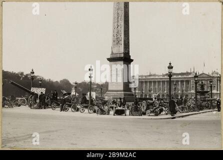 Journée de libération, 20 octobre 1918. Jour de libération, place de la Concorde, 8ème arrondissement, 20 octobre 1918 Guerre 1914-1918. Fête de la libération, place de la Concorde. Paris (VIIIème arr.), le 20 octobre 1918. Photo de Godefroy Ménanteau. Paris, musée Carnavalet. Banque D'Images