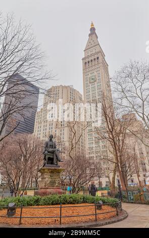 Sculpture William Henry Seward dans Battery Park New York Banque D'Images