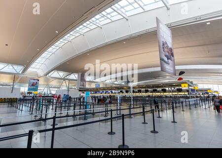 New York City, New York – 1er mars 2020 : terminal 4 à l'aéroport JFK de New York (JFK) à New York. Banque D'Images