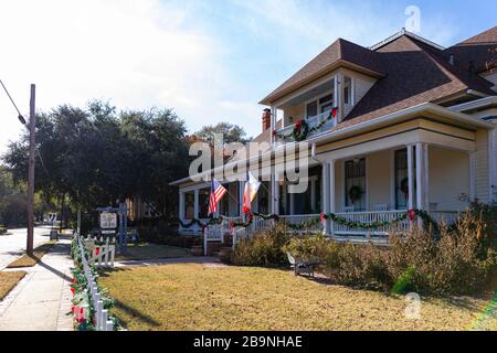 Jefferson, Texas, États-Unis - 16 novembre 2019: Le Kennedy Manor avec des décorations de Noël Banque D'Images