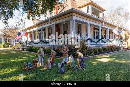 Jefferson, Texas, États-Unis - 16 novembre 2019: Le Kennedy Manor avec des décorations de Noël Banque D'Images