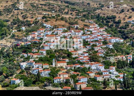 Village de Stenies sur l'île d'Andros, Cyclades, Grèce Banque D'Images