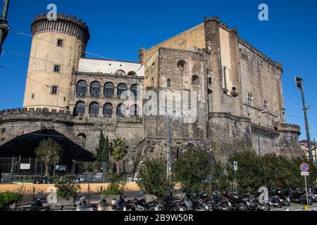 Castel Nuovo ou Maschio Angioino, Naples, Italie Banque D'Images