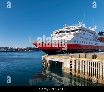 Mme Polarlys a amarré au port de Bodo, en Norvège Banque D'Images