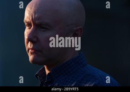 Irvine Welsh, auteur de 'Trainspotting', au Edinburgh International Book Festival, Édimbourg, Écosse, août 2003. Banque D'Images