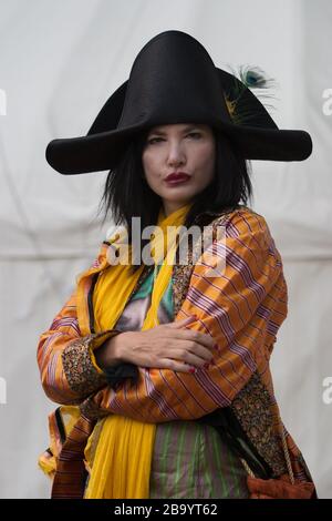 Tama Janowitz, auteur et commentateur social le plus vendu au monde de New York, auteur de « Saves of New York », au Edinburgh International Book Festival, Édimbourg, Écosse, août 2003. Banque D'Images