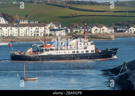 Appledore, North Devon, Royaume-Uni. Mercredi 25 mars 2020. Le deuxième jour de l'éclusage de Coronavirus, le MV Oldenburg revient à Bideford, dans le North Devon, en passant par le quai d'Appledore, après avoir pris les fournitures essentielles à l'île éloignée de Lundy dans la Manche de Bristol. Crédit: Terry Mathews/Alay Live News Banque D'Images