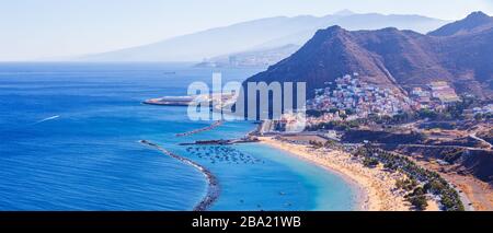 Playa las Teresitas - célèbre plage sur l'île de Tenerife, Espagne Banque D'Images