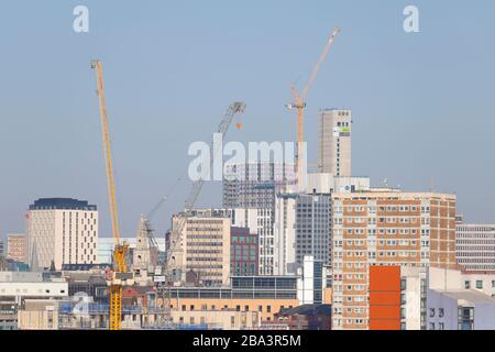 Les gratte-ciel de Leeds avec le dernier bâtiment le plus haut du Yorkshire, « Altus House » Banque D'Images