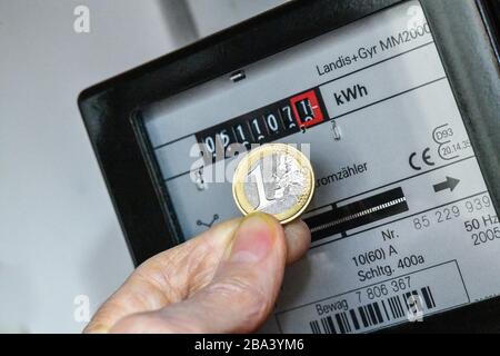 Photo Symbol, compteur d'électricité, consommation d'électricité, coûts d'électricité, Allemagne Banque D'Images