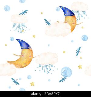 Drôle de lune de sommeil avec nuage et papillon. Dessin animé aquarelle dessiné à la main sur fond blanc. Banque D'Images