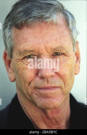 Amos Oz, au Edinburgh International Book Festival, Édimbourg, Écosse, Royaume-Uni, août 2002. Banque D'Images