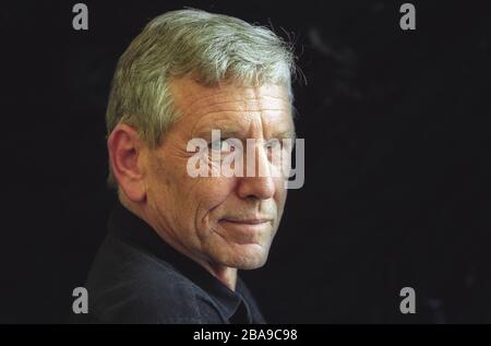 Amos Oz, au Edinburgh International Book Festival, Édimbourg, Écosse, Royaume-Uni, août 2002. Banque D'Images