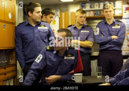 La vie quotidienne sur le talent HMS. HMS Talent est le sixième des sept sous-marins nucléaires de classe Trafalgar de la Marine royale. Banque D'Images