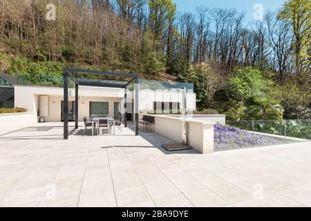 architecture, maison moderne, grande terrasse Banque D'Images