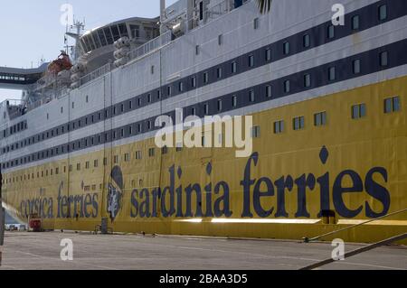 Ferry pour la Corse Toulon F 83 Banque D'Images