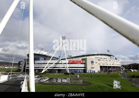 Vue générale extérieure du stade de l'Université de Bolton Banque D'Images