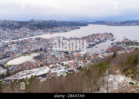 Bergen, Norvège. Centre-ville historique de Bergen et port. Banque D'Images