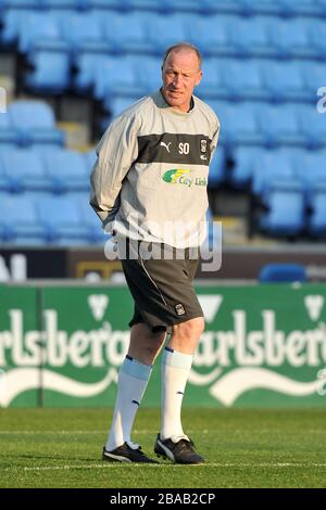 Steve Ogrizovic, Coventry City gardien coach Banque D'Images