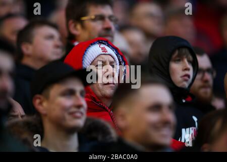 Les fans de Nottingham Forest lors du championnat Sky Bet au stade des billions de trophées de St Andrew Banque D'Images