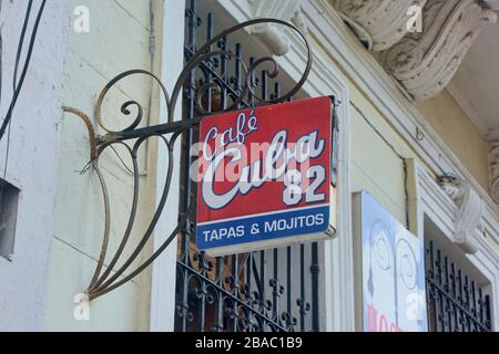 Panneau du café, Habana Vieja, la Havane, Cuba Banque D'Images