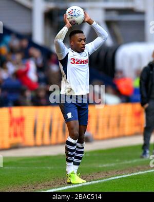 Darnell Fisher de Preston North End en action Banque D'Images