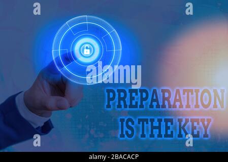 Texte de l'écriture écrit La préparation est la clé. Photo conceptuelle il réduit les erreurs et de réduire les activités Banque D'Images