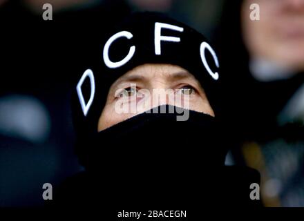 Un fan du comté de Derby dans les stands pendant le match Banque D'Images