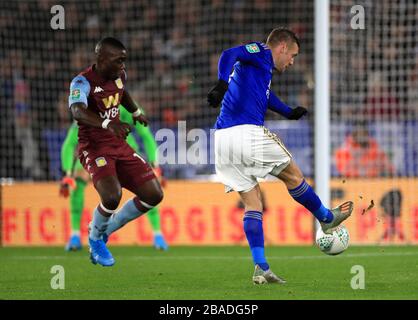 Jamie Vardy (à droite) de Leicester City atteint son objectif Banque D'Images