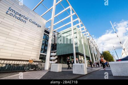 Imperial College, Londres. La façade de l'université Russell Group connue pour ses facultés de sciences, d'ingénierie, de médecine et d'affaires. Banque D'Images