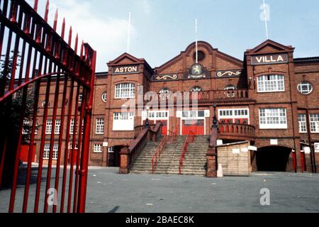 L'entrée principale de Villa Park, maison d'Aston Villa Banque D'Images