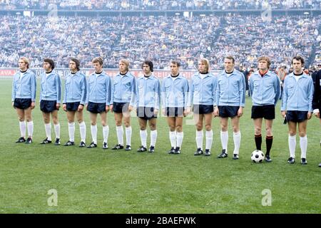 Équipe Allemagne de l'Ouest (l-r): Uli Hoeness, Paul Breitner, Jupp Heynckes, Herbert Wimmer, Erwin Kremers, Gerd Muller, Horst Dieter Hottges, Gunter Netzer, Georg Schwarzenbeck, Sepp Maier, Franz Beckenbauer Banque D'Images